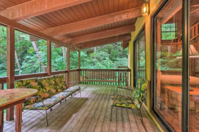 Pet-Friendly Topton Home with Furnished Deck!